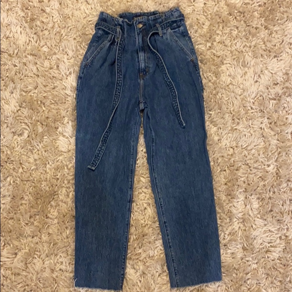 Paperbag mom jeans